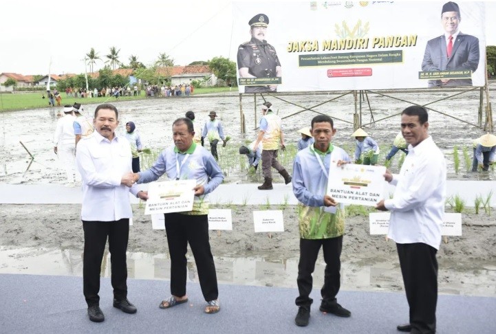 Sinergi Kementan dan Kejagung Manfaatkan Lahan Sitaan Negara Jadi Sawah Produktif
