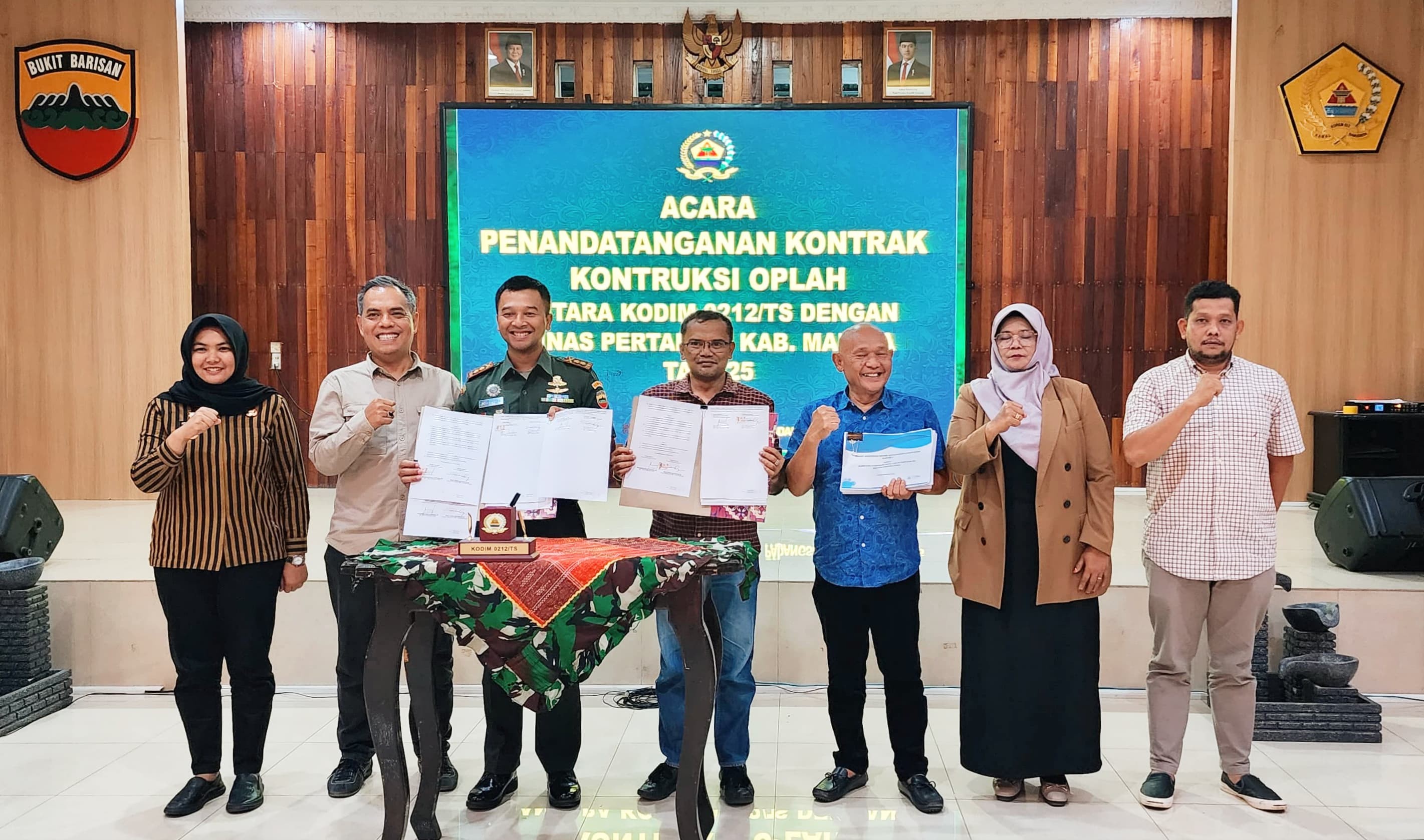 Pemkab Madina dan Kodim 0212/TS Teken Kontrak Program Optimasi Lahan