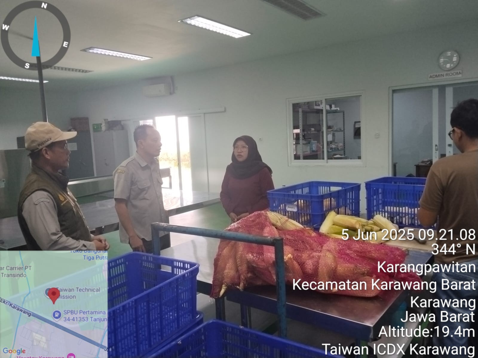 Kapoksi Hukum dan Humas Ditjen LIP Kunjungi Pasar Tani bentukan ICDF, Kemtan dan Pemda Karawang: Dukung Penguatan Ekonomi