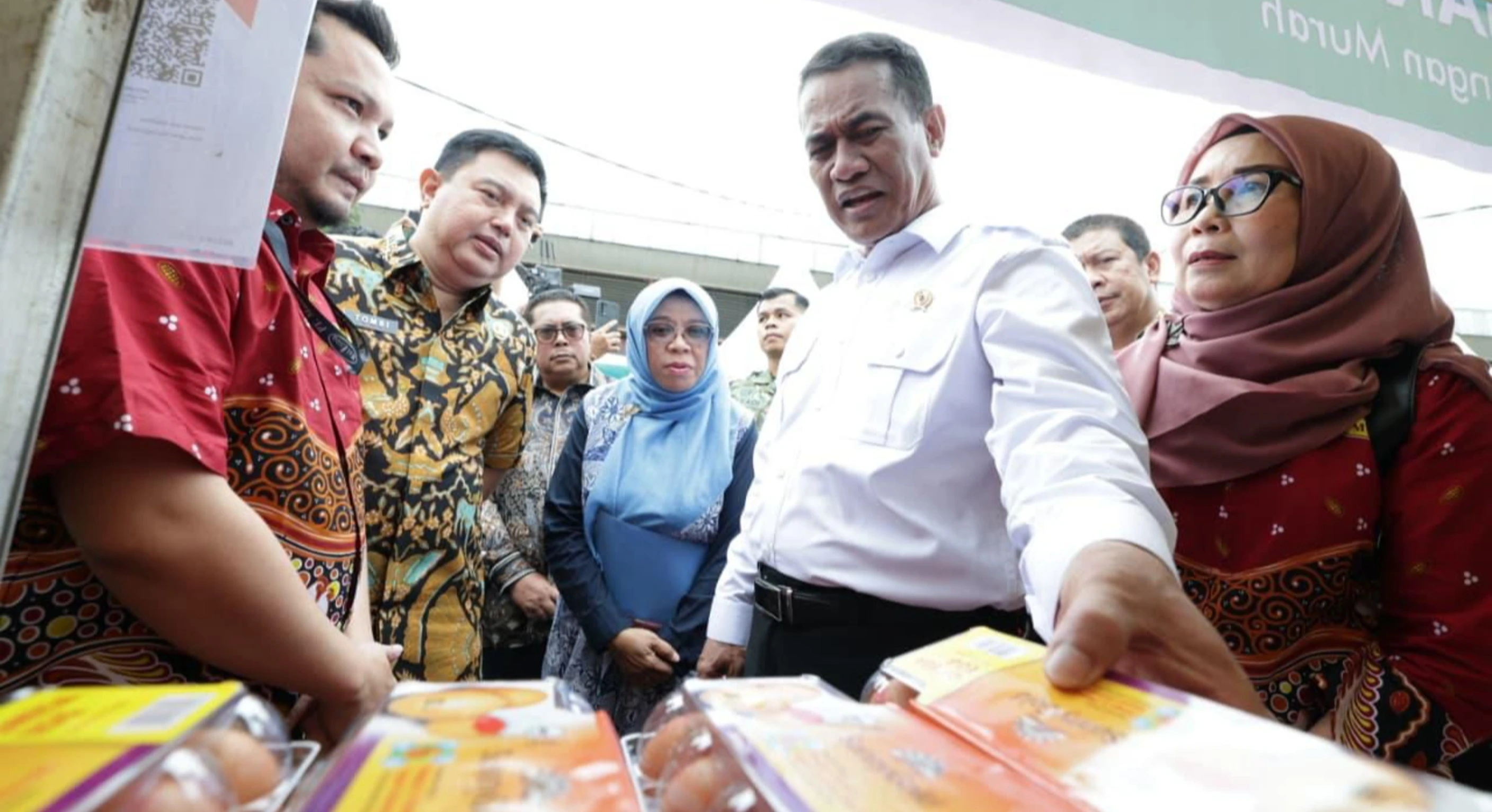 Jelang Lebaran 2026, Mentan Amran Pastikan Kebutuhan Pokok Nasional dan Daerah Aman dan Surplus