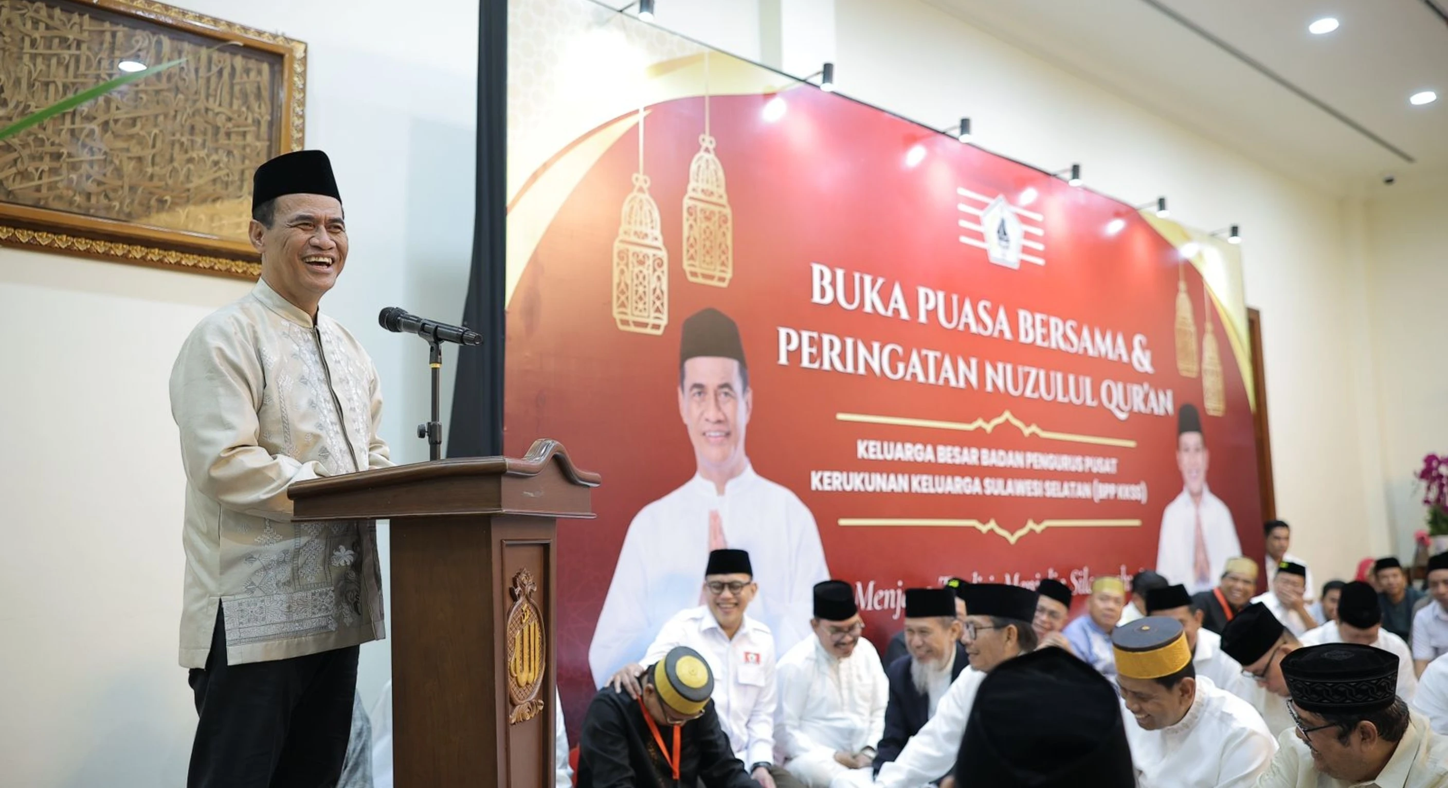 Pesan Persatuan Mentan Amran pada 3.000 Warga KKSS Saat Bukber di Kediamannya