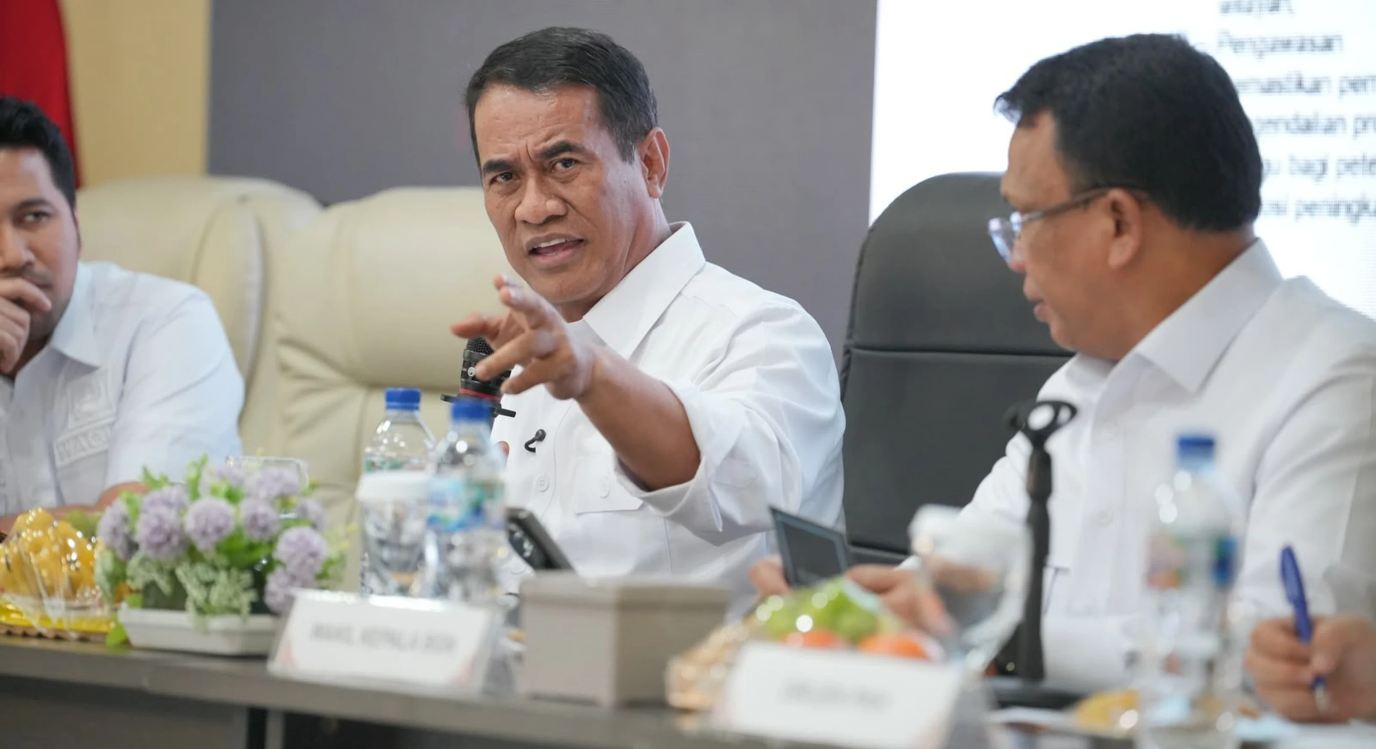 Mentan Amran Ultimatum Importir Pakan: Mainkan Harga, Izin Dicabut