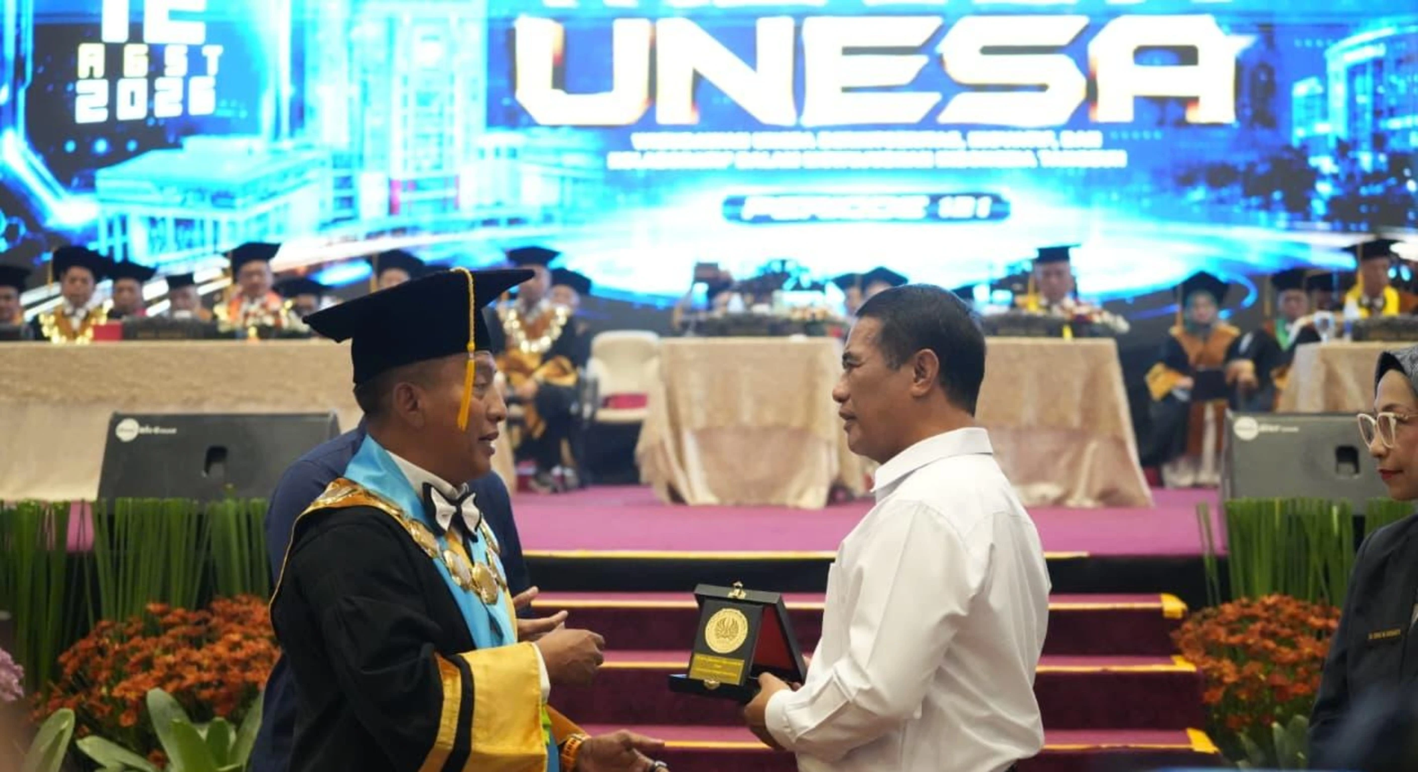 Mentan Amran Gandeng UNESA Kembangkan Kedelai, 56 Hektare Disiapkan Jadi Sentra Benih Berkualitas