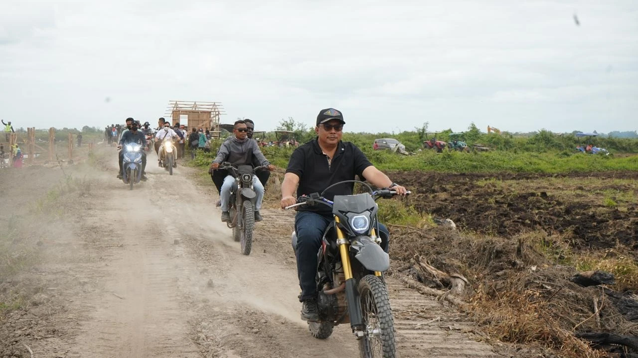 Persiapan Gerskan Tanan Padi 13 Hektar di Lahan Cetak Sawah dan Oplah di Desa Waninggap-Kai Kabupaten Merauke, Provinsi Papua Selatan, 02 Juli 2026